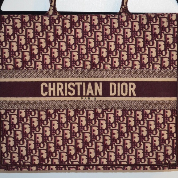 CHRISTIAN DIOR BOOK TOTE EMBROIDERED HANDBAG NWT - Picture 2 of 8